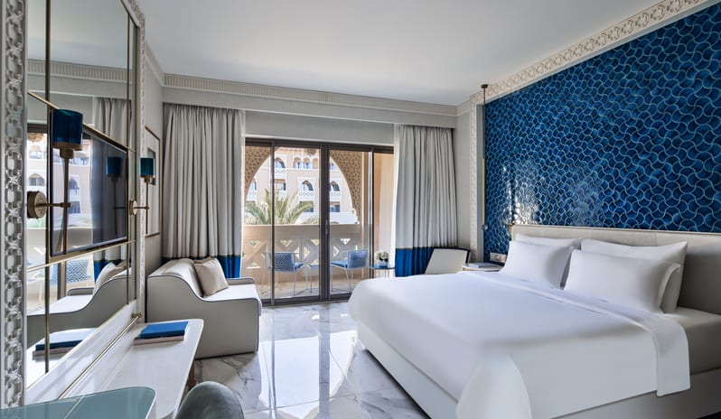 DELUXE ROOM GARDEN VIEW